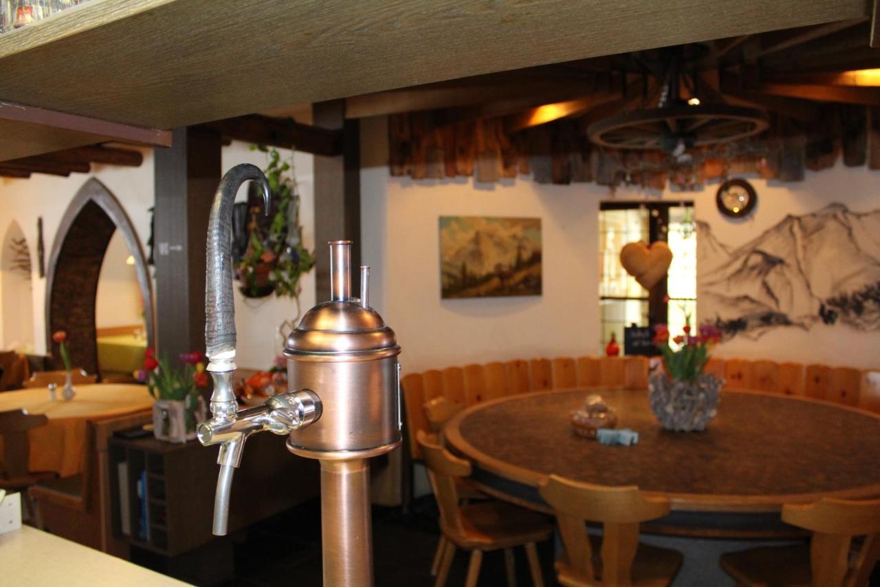 Hotel Landhuus Frauenkirch Esterno foto
