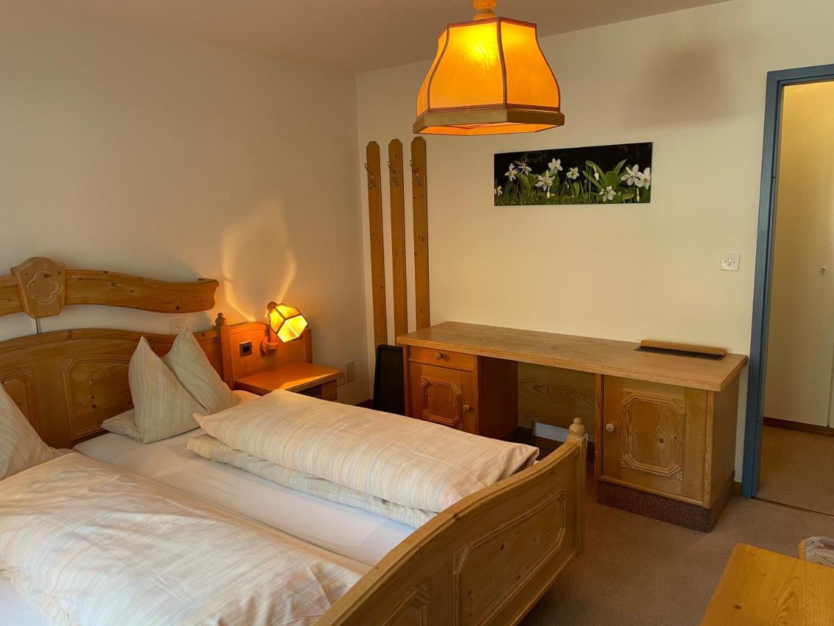 Hotel Landhuus Frauenkirch Esterno foto